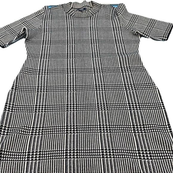 Chaps Elegant Black and White Plaid Sweater Dress Size XXL - Picture 1 of 16
